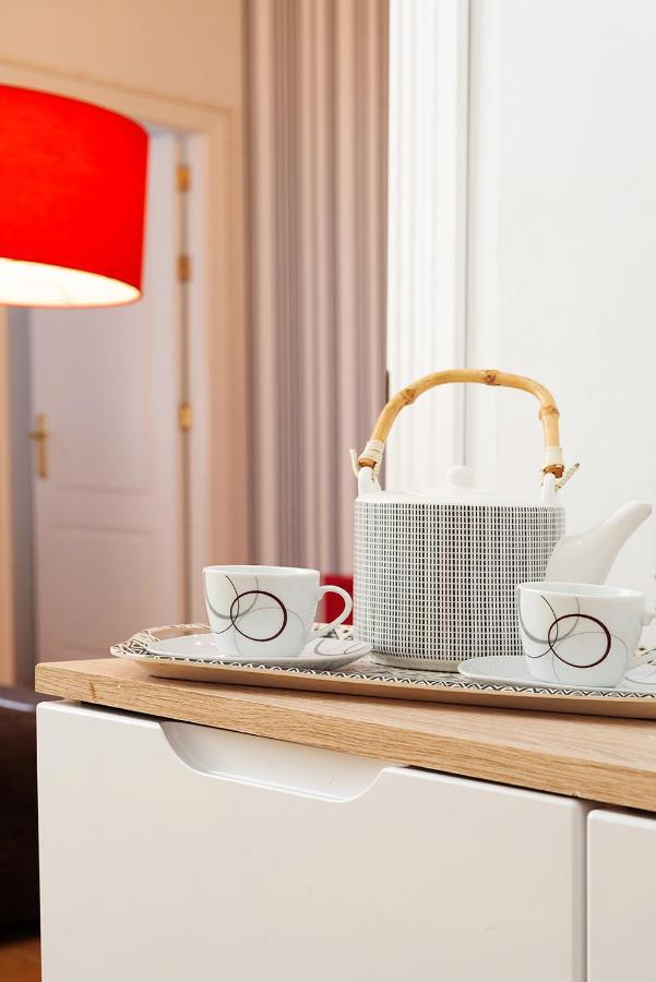 Apartamento Pasaje Valvanera Севилья Экстерьер фото